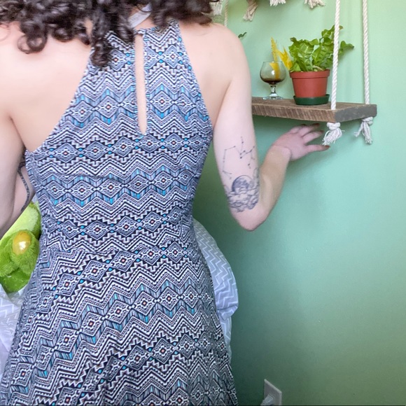 Geometric Patterned Dress - Picture 2 of 3